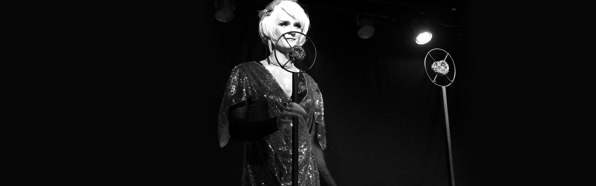 Jesicca Loo - drag queen z Action Sisters