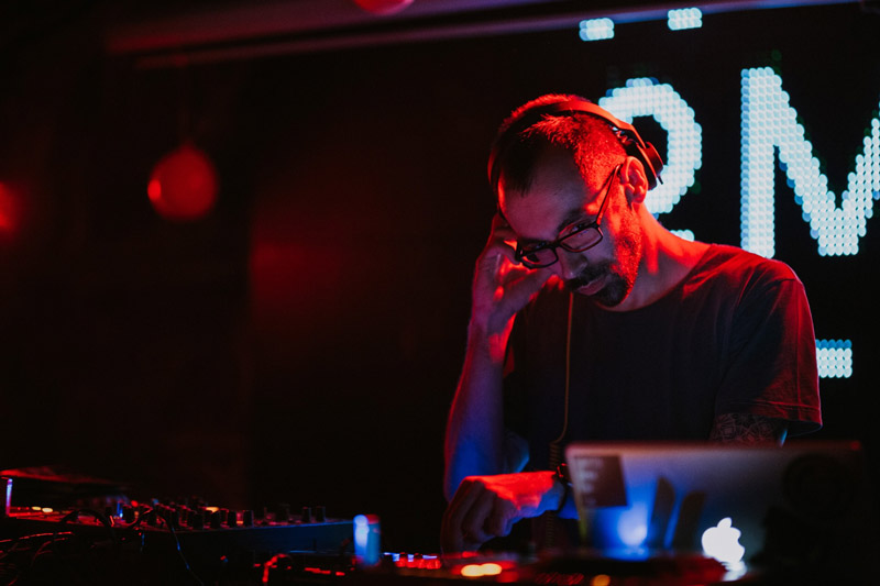 DJ Freezy: Zistil som, že sa viac páčim mužom ako ženám
