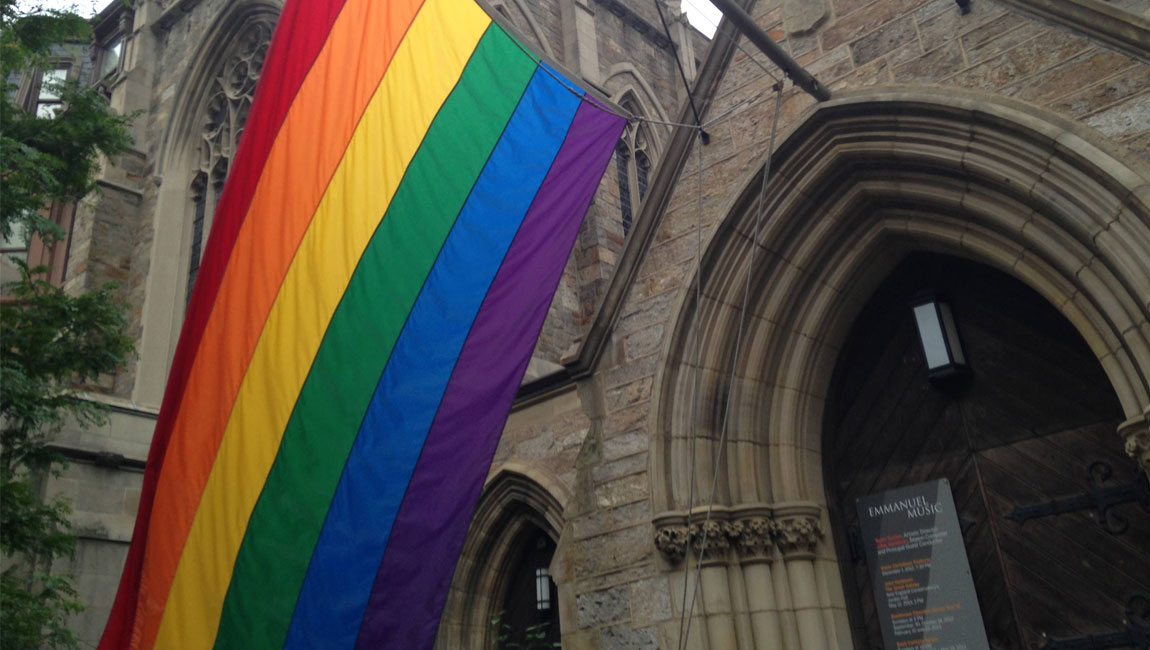 Patríte medzi nás, odkazuje bratislavský evanjelický zbor dúhovým veriacim, zriadili pre nich aj telefonickú linku.