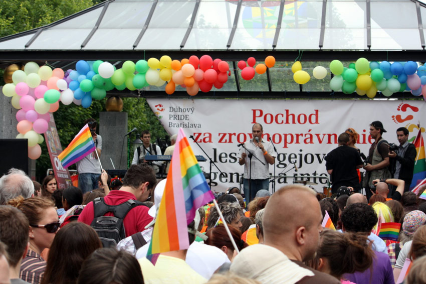 Oslava lásky, na ktorú útočili kameňmi! Organizátori bratislavského PRIDE budú spomínať na prvý ročník