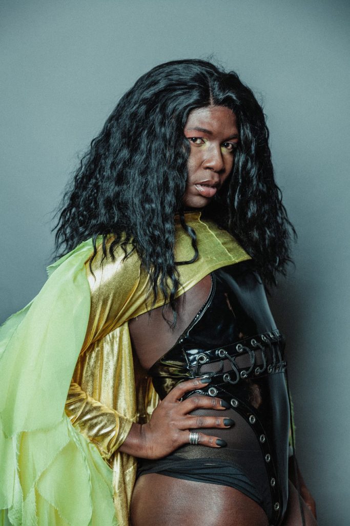 Ako gej tmavej pleti sa v Bratislave cítil zle. Vogue by mohol viacerých vzdelať, vraví porotca Ball of Shame