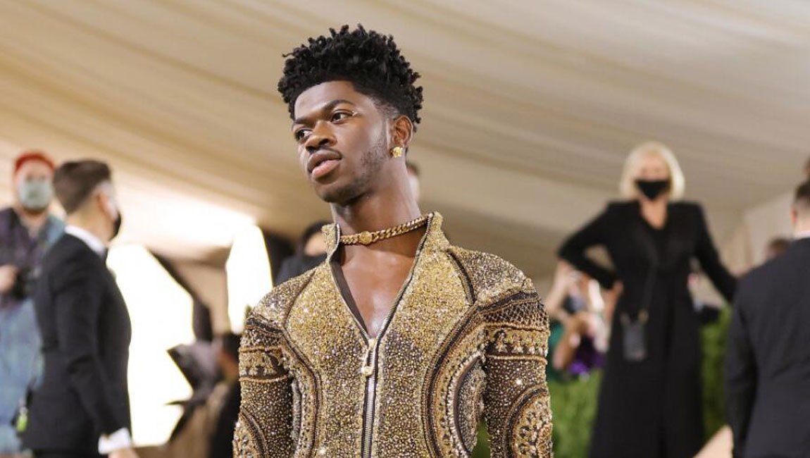 Lil Nas X sa najprv modlil, aby bola jeho orientácia len prechodnou fázou. Dnes inšpiruje LGBTI+ ľudí