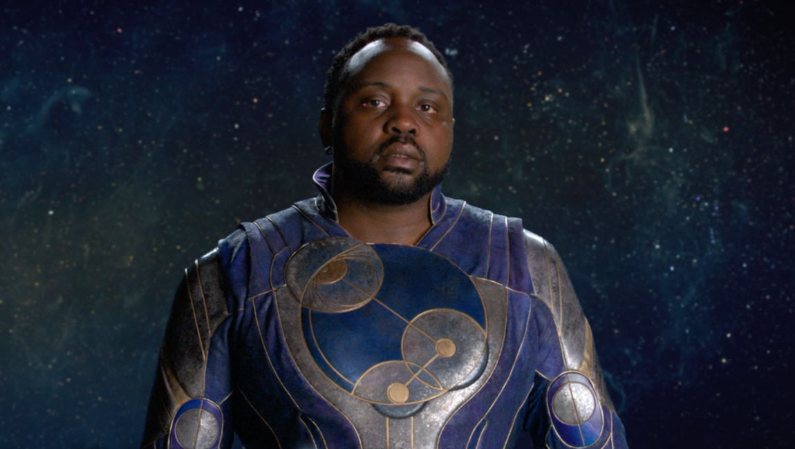 Na gejského superhrdinu z Eternals útočia homofóbnymi recenziami či dokonca zákazom premietania