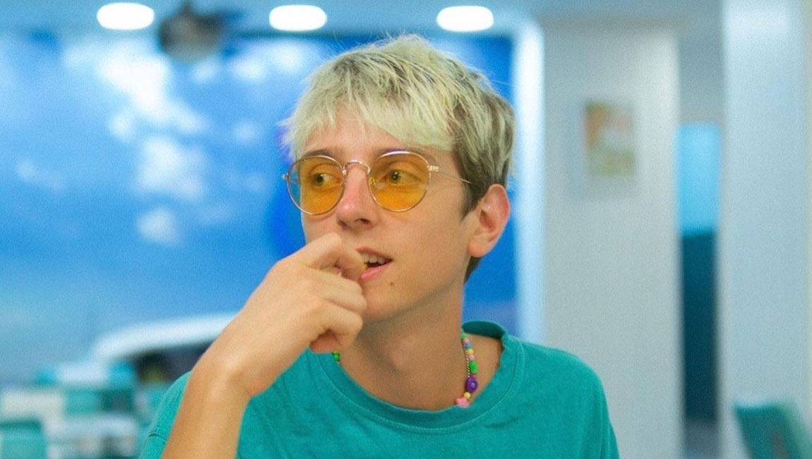 „Mali by sme prijať svoje túžby a pocity,“ hovorí farebný Robert z Veľkého Krtíša