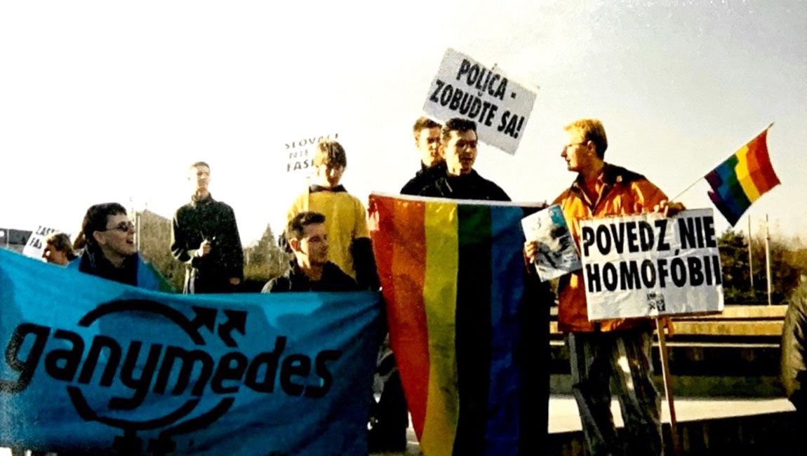 Protesty za práva dúhovej komunity boli už v roku 1992, spoznajte históriu PRIDE na Slovensku